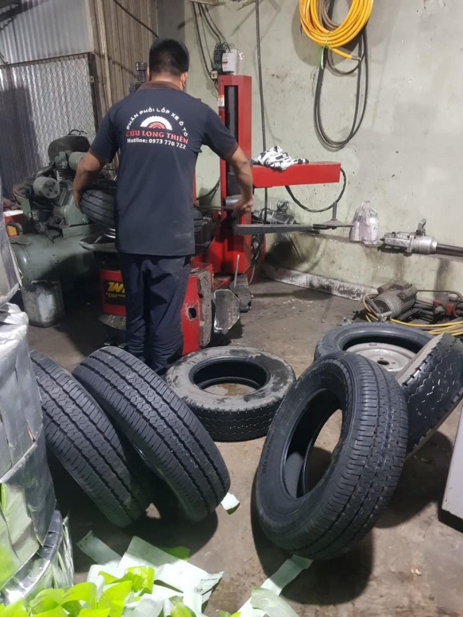 LỐP XE Ô TÔ NHẬP KHẨU BÌNH DƯƠNG 